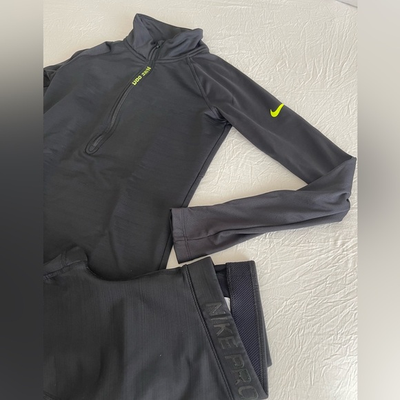 Nike Pro Hyperwarm Woman’s Set - Picture 2 of 4